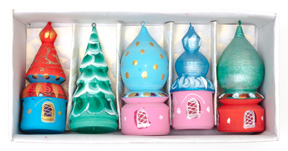 Russian Domes Hand Painted and Carved Christams Tree Wooden Ornaments set of 5 pcs (by Anatoly Christmas Crafts)
