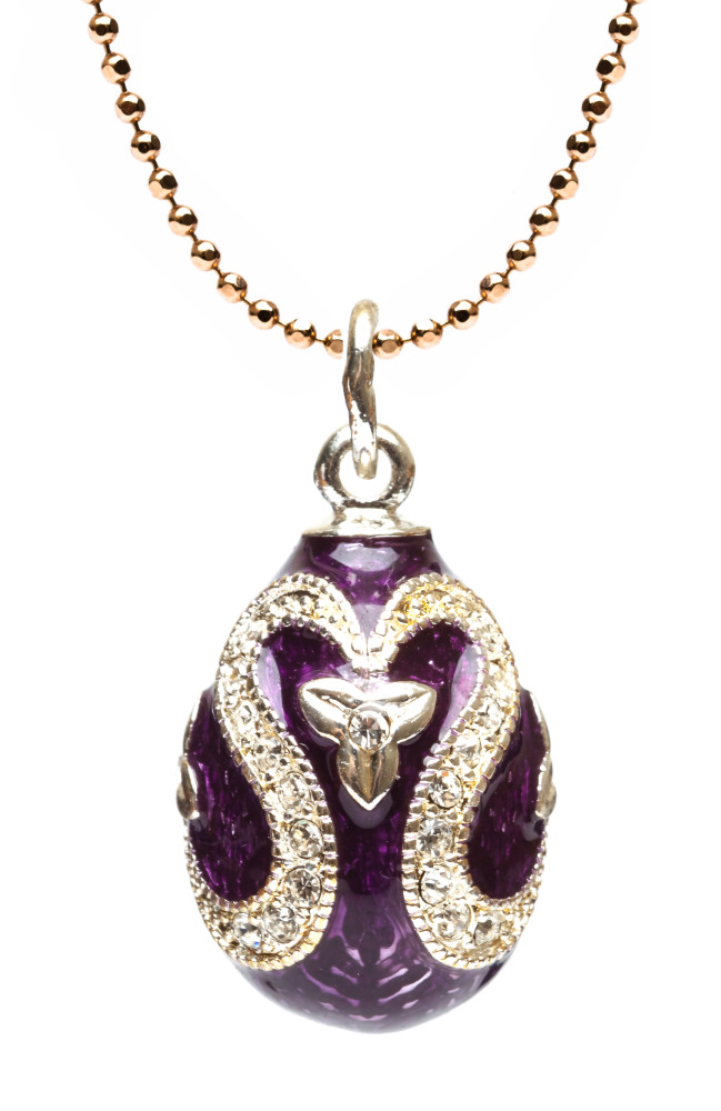 Arrow Violet Egg Pendant