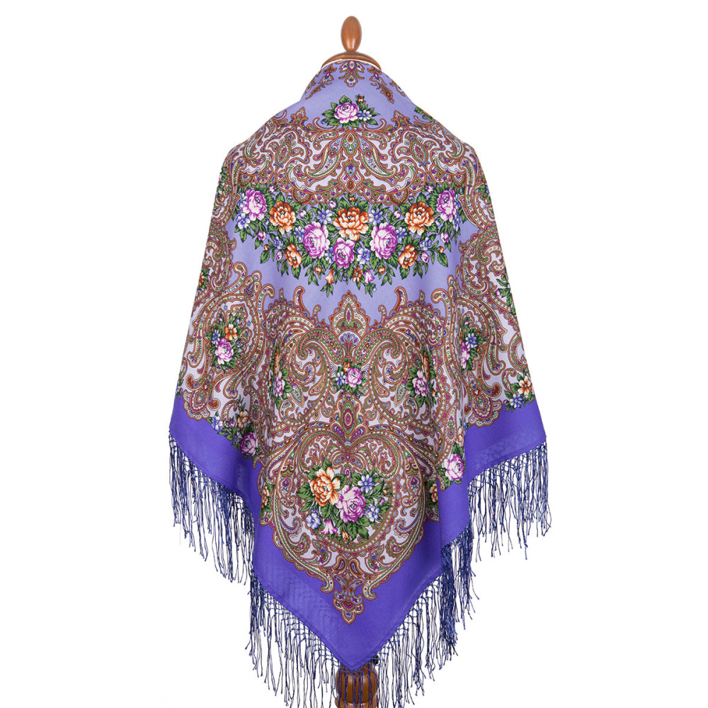 Shop Double-Thread Woolen Yarn Scarves with Knitted Silk Fringe 135x135 cm Платок «Жизель» online at Skazka.site | Eligible for fast shipping and free returns. Платок «Жизель»