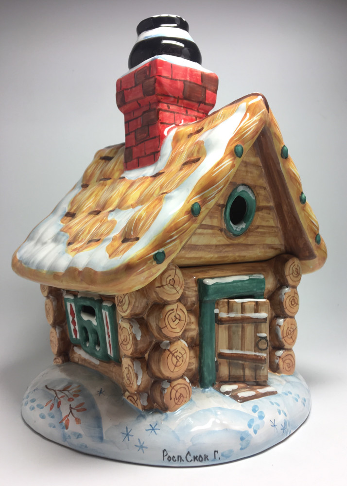 200 mm Russian Wooden Hut with Christmas Tree Ceramic Gift Box (by Maiolica Studio)