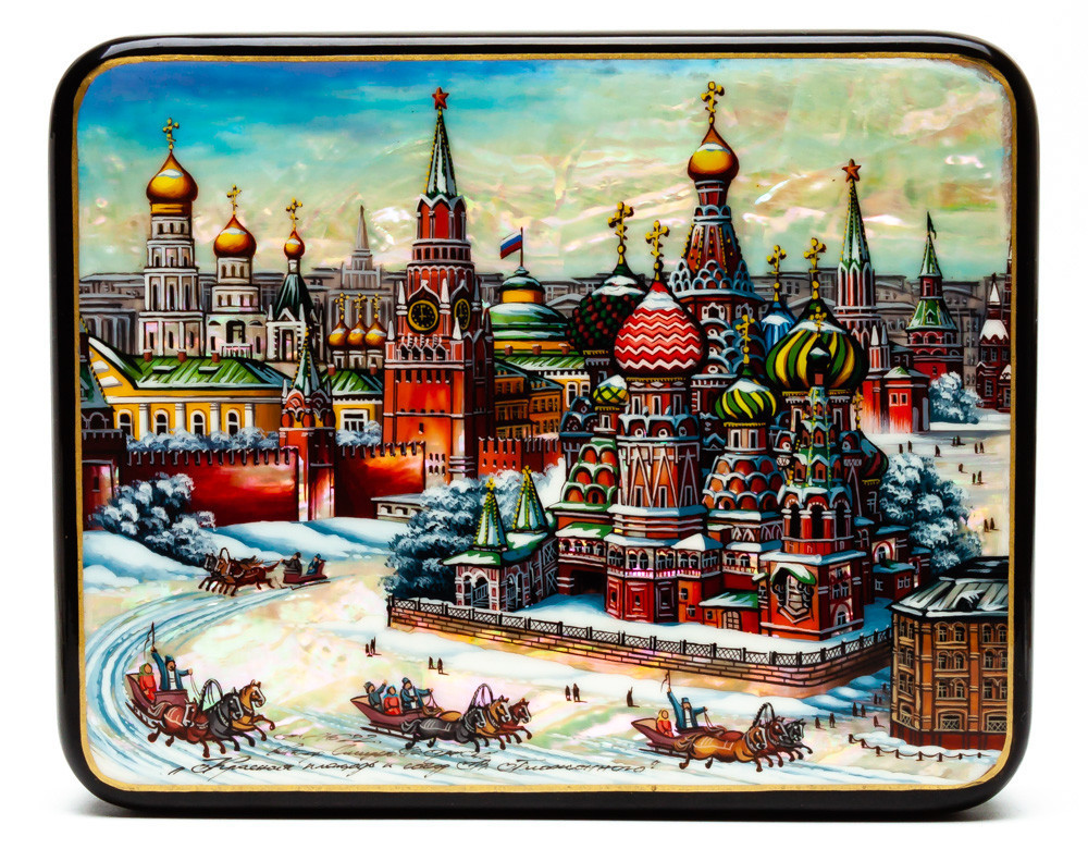 190x150mm Saint Basil Cathedral hand painted on pearl shell lacquered box from Fedoscino (by Mihail Studio)