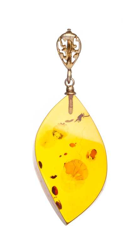 3 g Baltic Amber Pendant