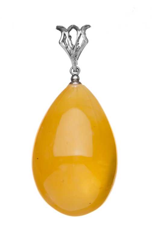 7 g Baltic Amber Pendant