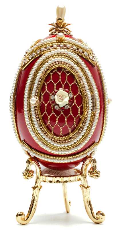 140 mm Red Mesh with the Rose Easter Egg
