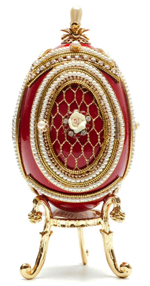 140 mm Red Mesh with the Rose Easter Egg