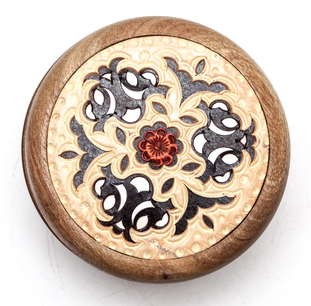 d 60 mm Siberian Patterns hand made Birchbark Jewelry Box (by Maxim Birch)