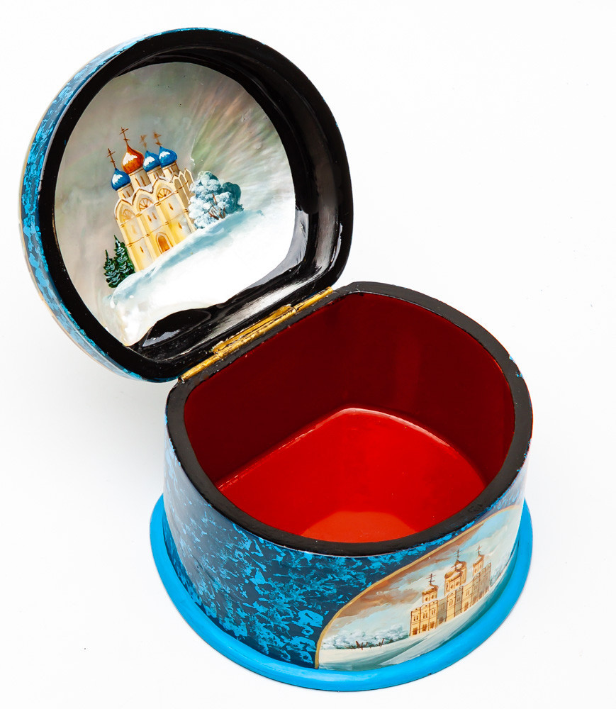 75x100mm Mocow Kremlin hand painted on shell Fedoscino lacqured papier-mache box (by Tatiana Fedoscino Arts)