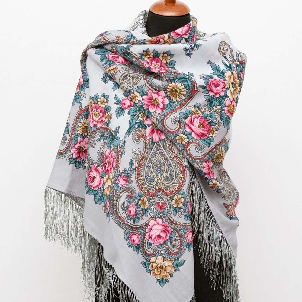 Shop Woolen Scarves with Silk Fringe 125x125 cm Платок «Рококо» online at Skazka.site | Eligible for fast shipping and free returns. Платок «Рококо»