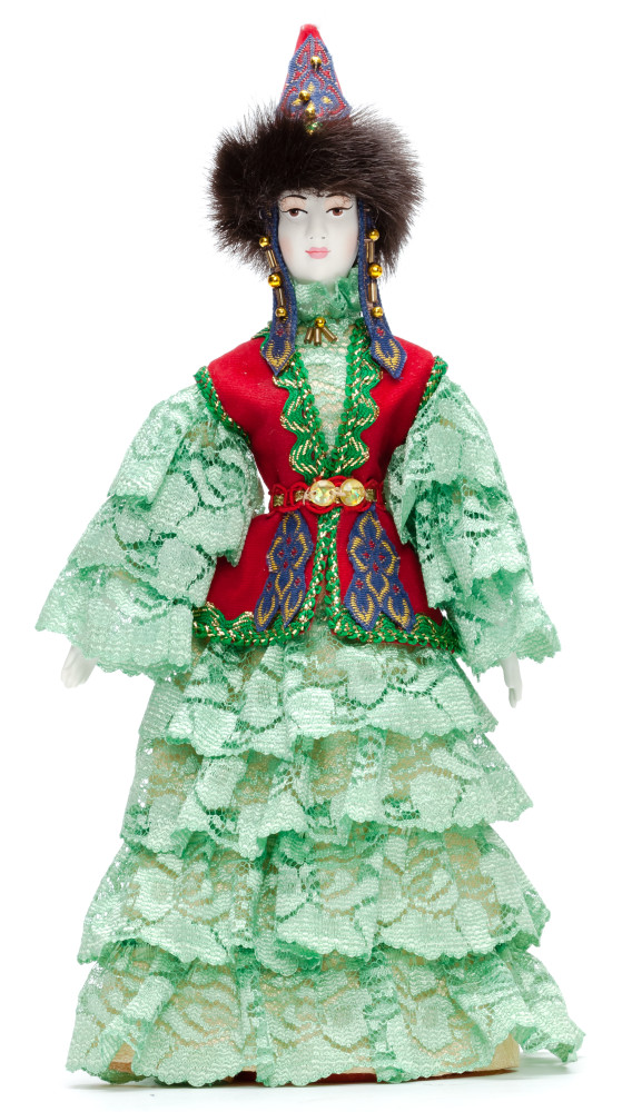 270 mm Kazakh Woman in a traditional Dress (by Le Russe)