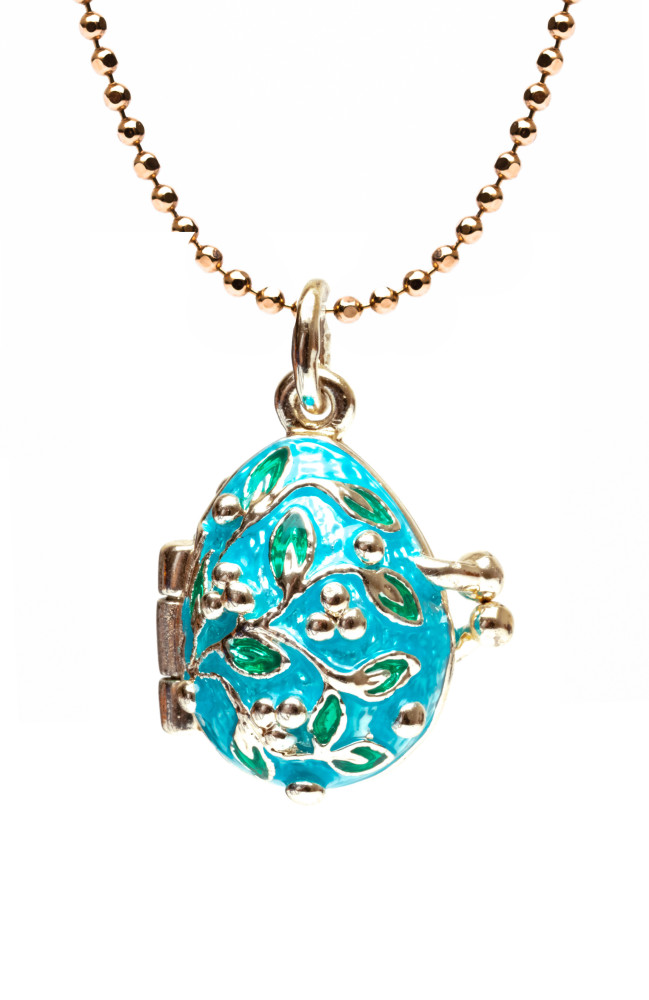  Tree Opening Light Blue Egg Pendant