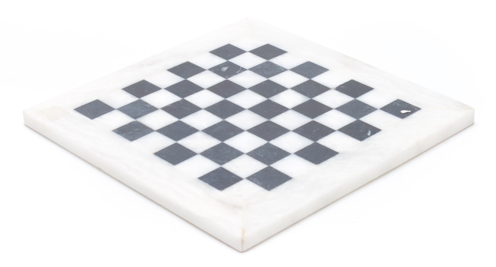 200x200 mm Black & White Onyx Chess Pieces on Onyx Chess board (by Onyx Crafts)