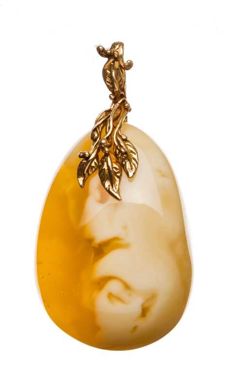 11 g Baltic Amber Pendant