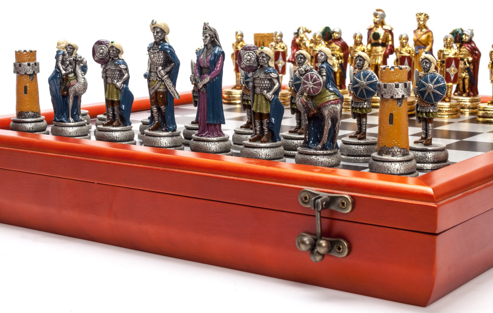 390X390 mm Wooden Chess Board with Metal Roman and Saracens Soldiers Hand Painted Chess Pieces (by Fyodor Chess Studio)