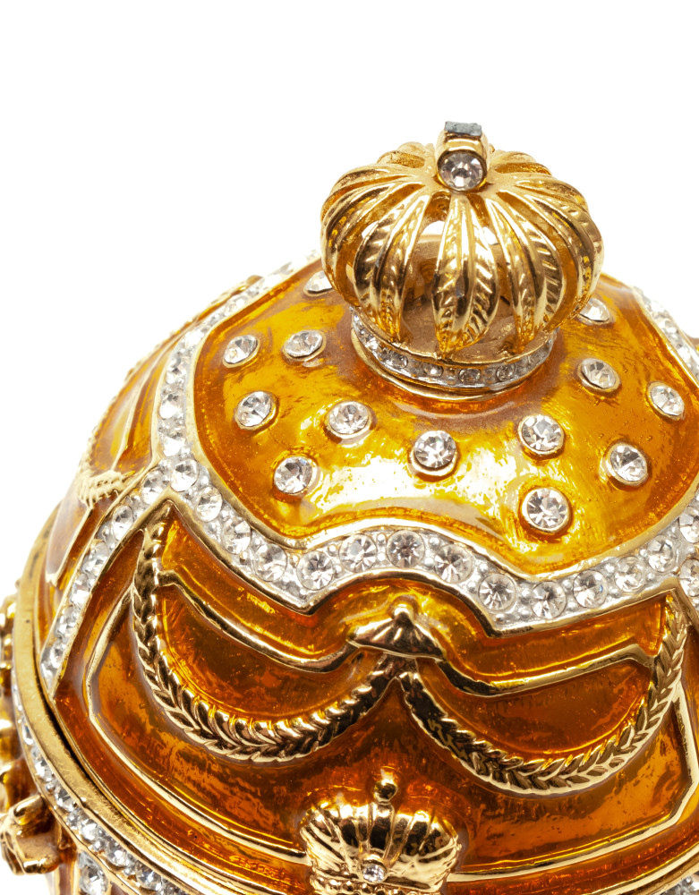 160 mm With Lions Golden Easter Egg