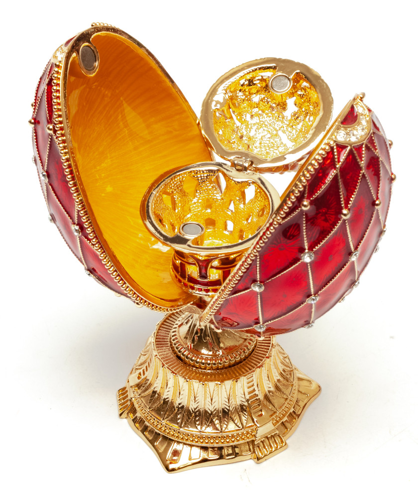 115 mm Red Easter Egg with the Basket