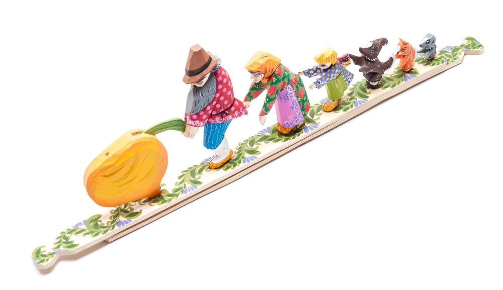 525x150 mm The Gigantic Turnip Fairytale Hand Carved and Painted Wooden Toy (by Skazka)