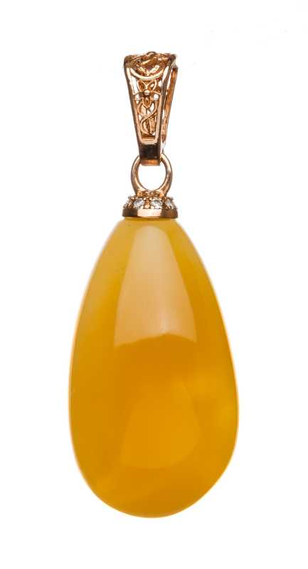 10 g Baltic Amber Pendant