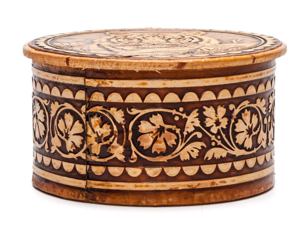 d 55 mm Tiger hand made Birchbark Jewelry Box (by Maxim Birch)