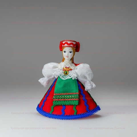 Кукла в эстонском костюме