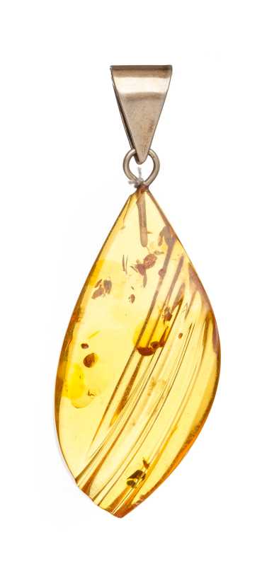 6 g Baltic Amber Pendant