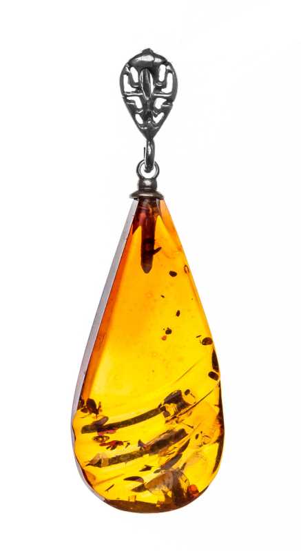 2 g Baltic Amber Pendant