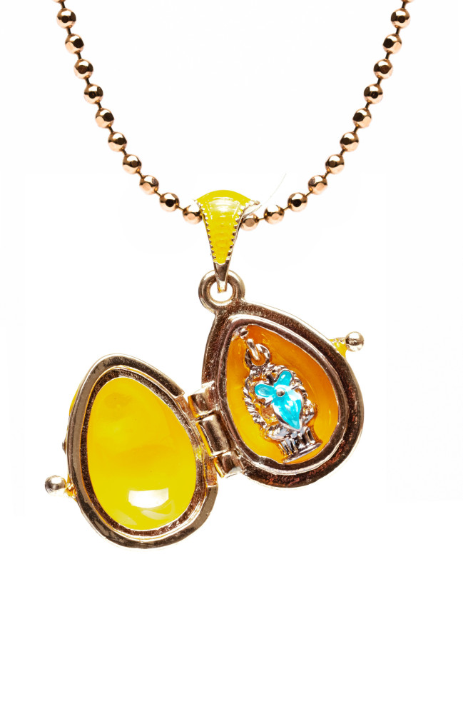 Chrysanthemum Opening Yellow Egg Pendant