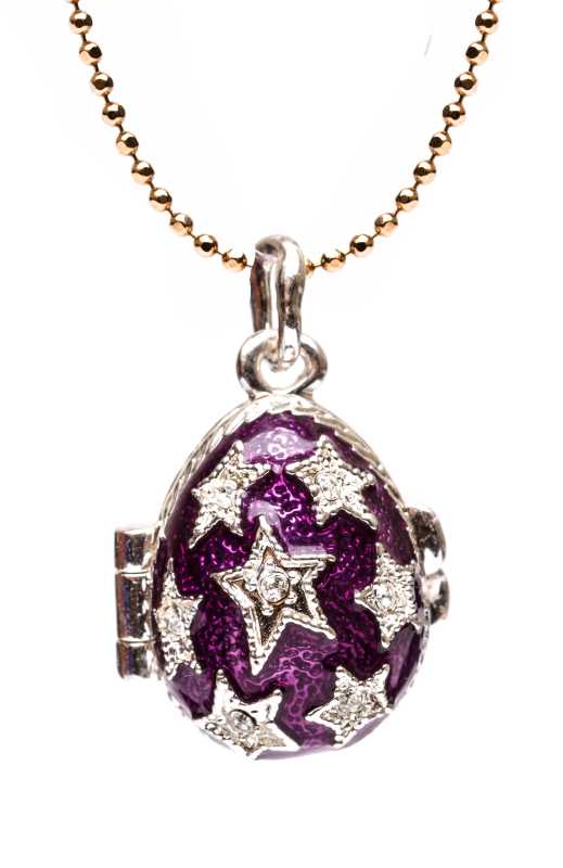Stars Opening Violet Egg Pendant