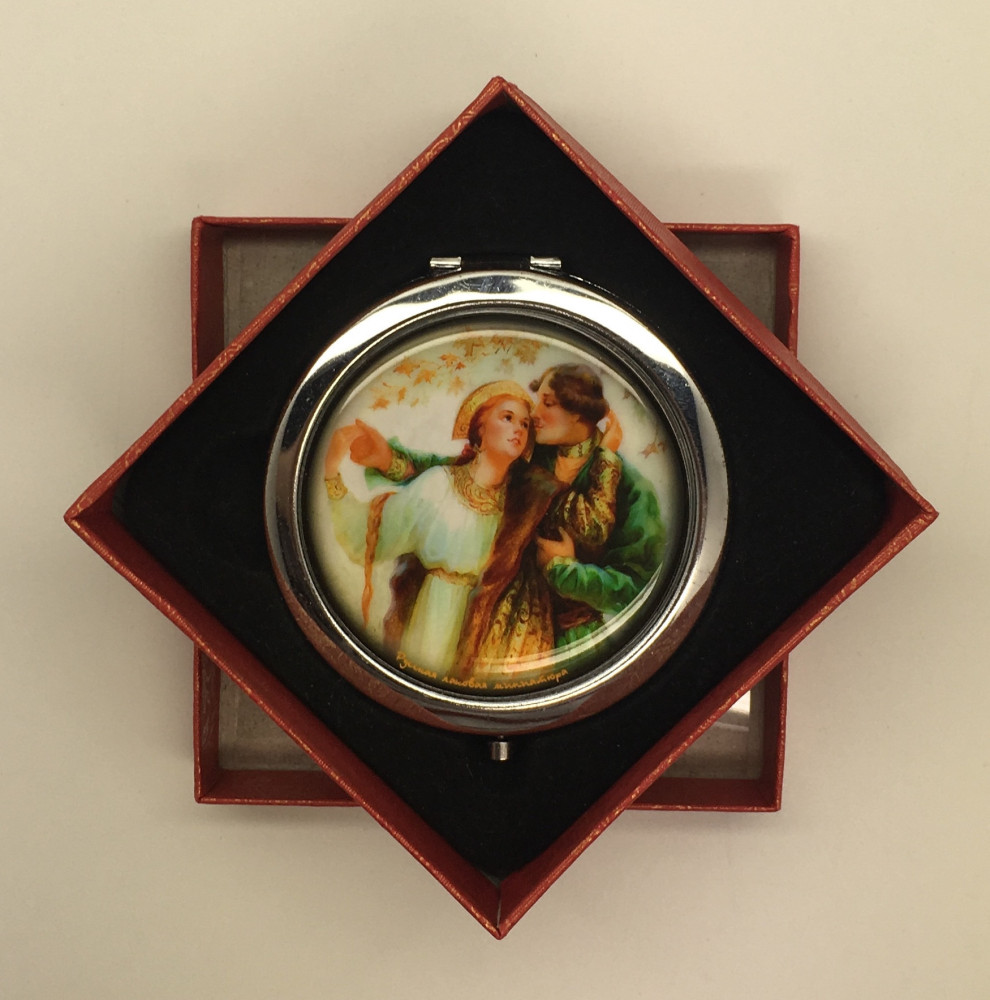 Compact Mirror with Lovers