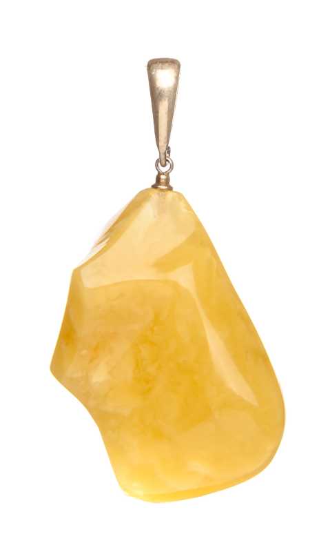 8 g Baltic Amber Pendant