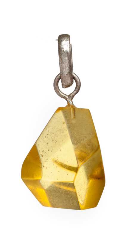 3 g Baltic Amber Pendant