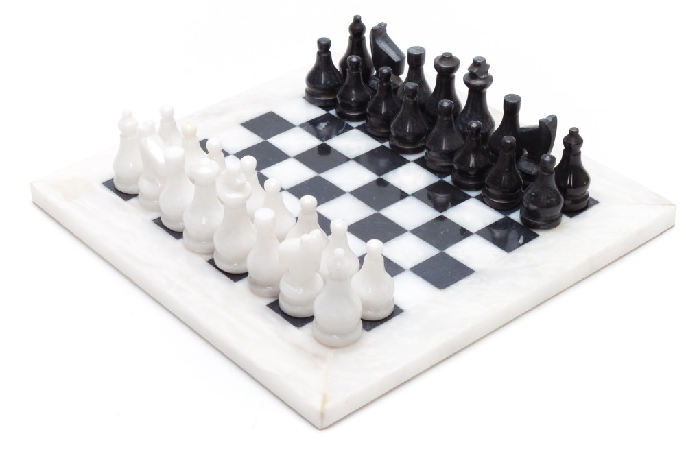 200x200 mm Black & White Onyx Chess Pieces on Onyx Chess board (by Onyx Crafts)