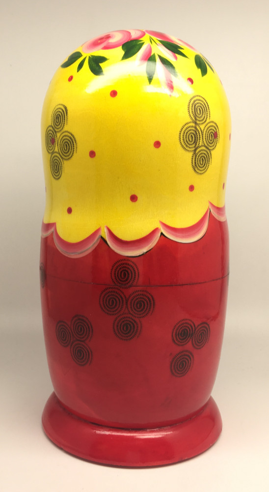 U Semenovskaya Hand Painted Matryoshka Doll 9 pcs