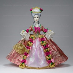 Russian Girl hand made Porcelain Doll in a 18th century Dress - 11 Inches (by Le Russe)