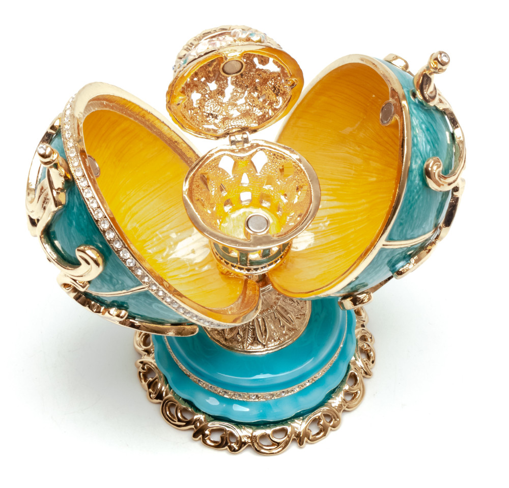 130 mm Double Ornament Blue Easter Egg with the Basket