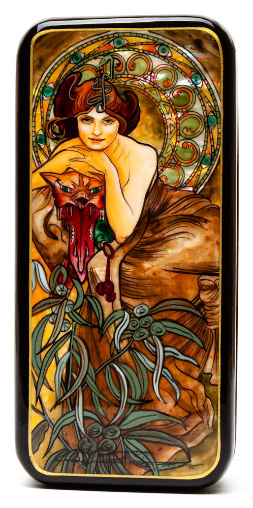 145x70mm Maiden Portrait Hand Painted Jewellery Box (by Tatiana Shkatulka Crafts)