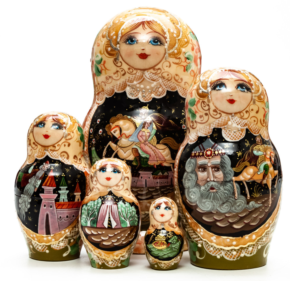 160 mm Ruslan and Lyudmila hand painted on Wooden Matryoshka doll 5 pcs (by A Studio)
