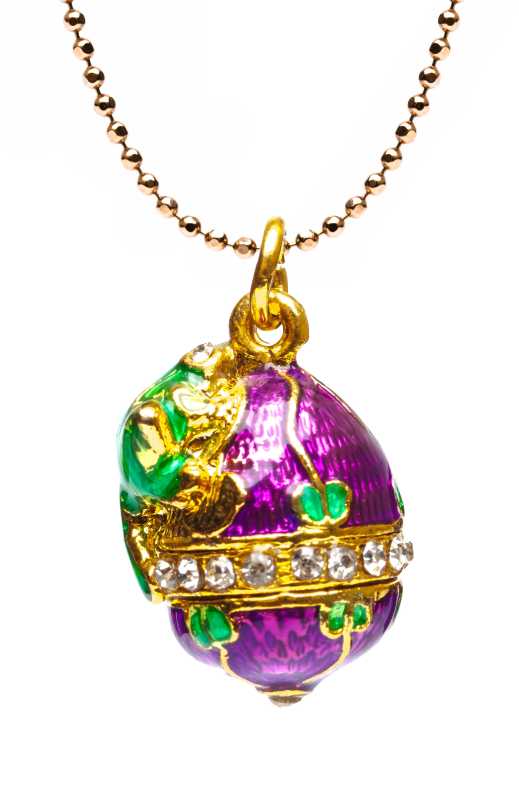 Frog Violet Egg Pendant