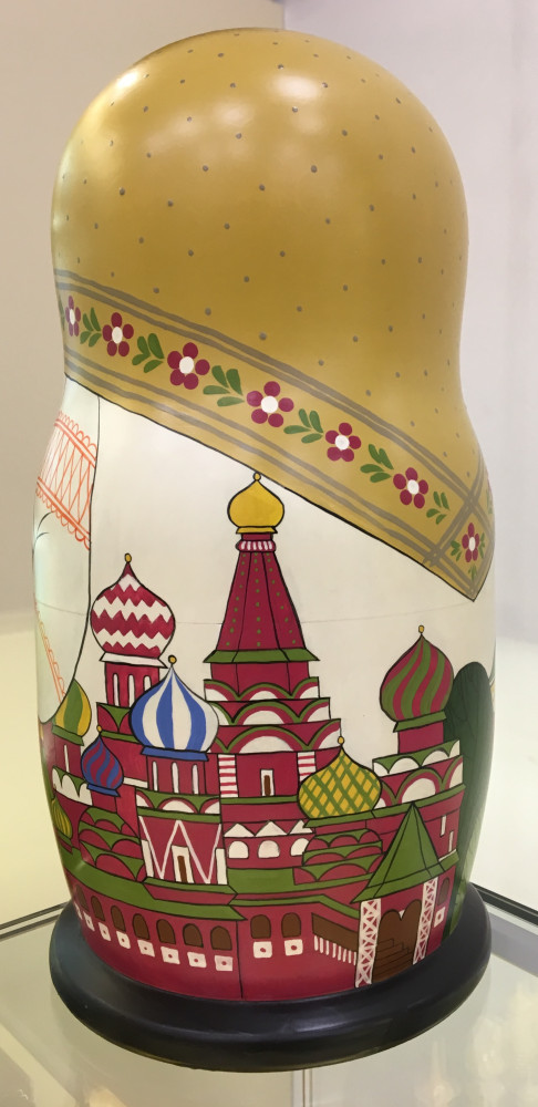 430 mm Moscow Family Russian hand painted Matryoshka Doll with 30 pcs inside (by Malutin Studio)