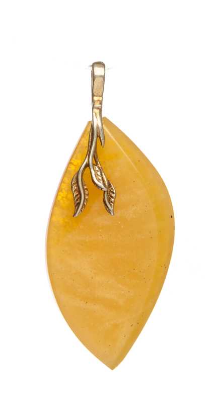 4 g Baltic Amber Pendant