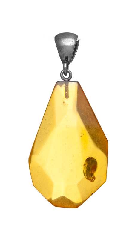 6 g Baltic Amber Pendant