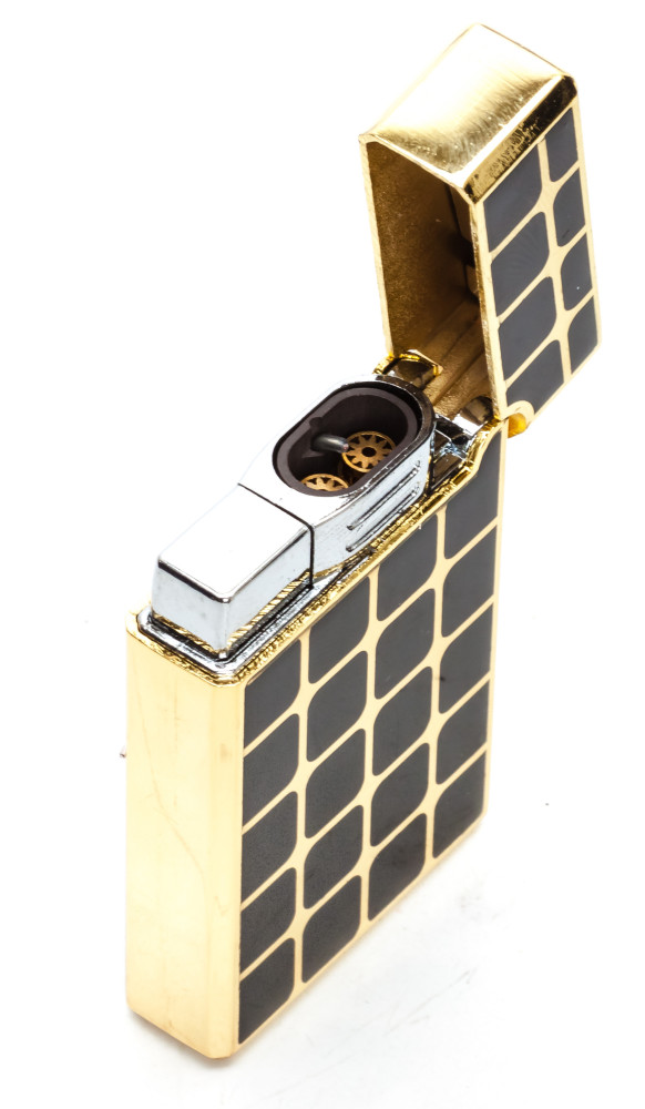  Order of Victory Gas Metal Lighter (by Sergio Accendino)