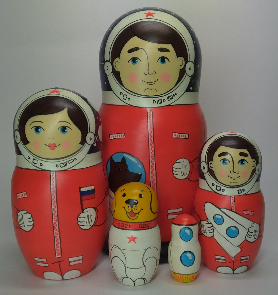 160 mm Spaceman author's hand painted Traditional Russian Wooden Matryoshka doll 5 pcs (by Igor Malyutin)