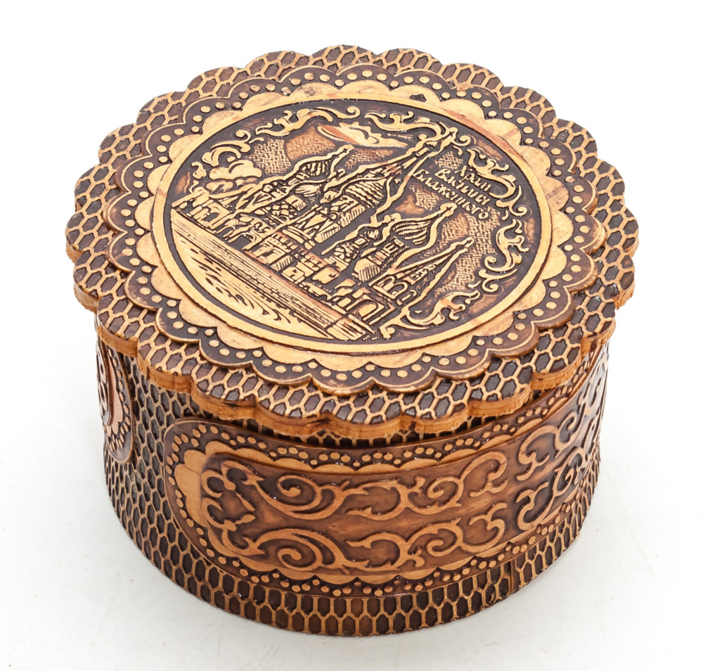  d 65 mm Saint Basil Cathedral hand made Birchbark Jewelry Box (by Maxim Birch)