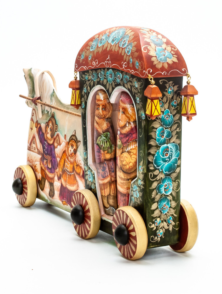 170 mm Carriage with hand painted Children Playing on the Outside Wooden Statue (by Vladislav Toys)