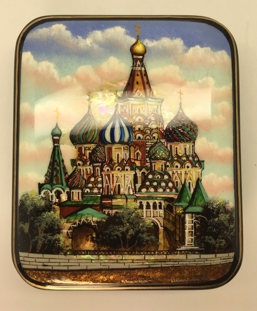 90 x 110 mm Moscow Winter hand painted lacquered box from Fedoscino (by Mihail Studio)