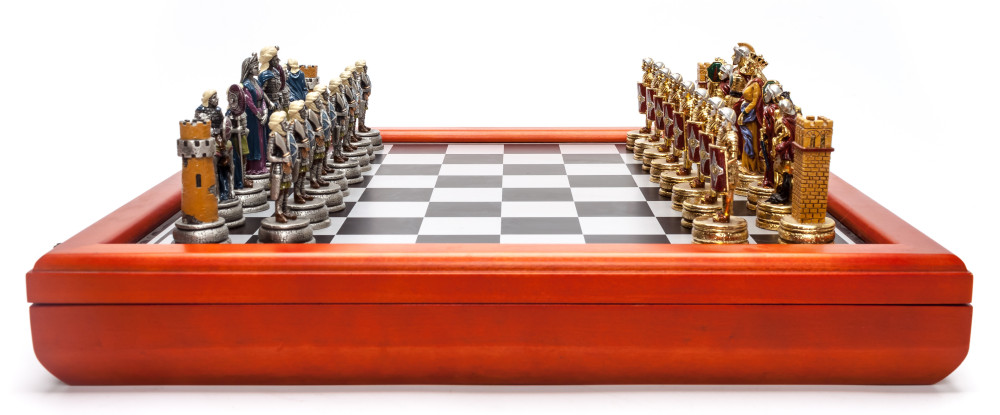 390X390 mm Wooden Chess Board with Metal Roman and Saracens Soldiers Hand Painted Chess Pieces (by Fyodor Chess Studio)