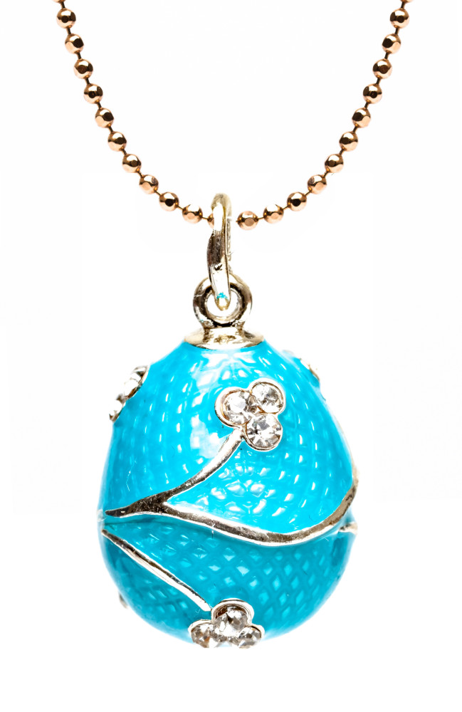 Three Shamrocks Light Blue Egg Pendant