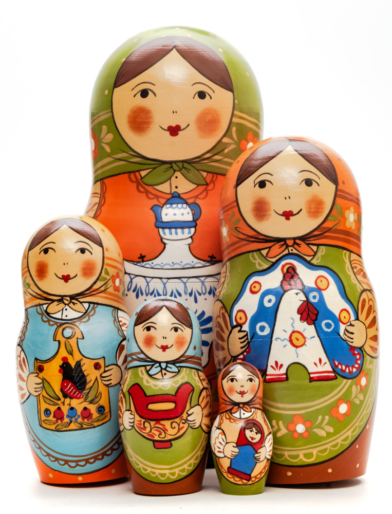 160 mm Mistress with Samovar hand painted Traditional Russian Wooden Matryoshka doll 5 pcs (by Sergey Malyutin)