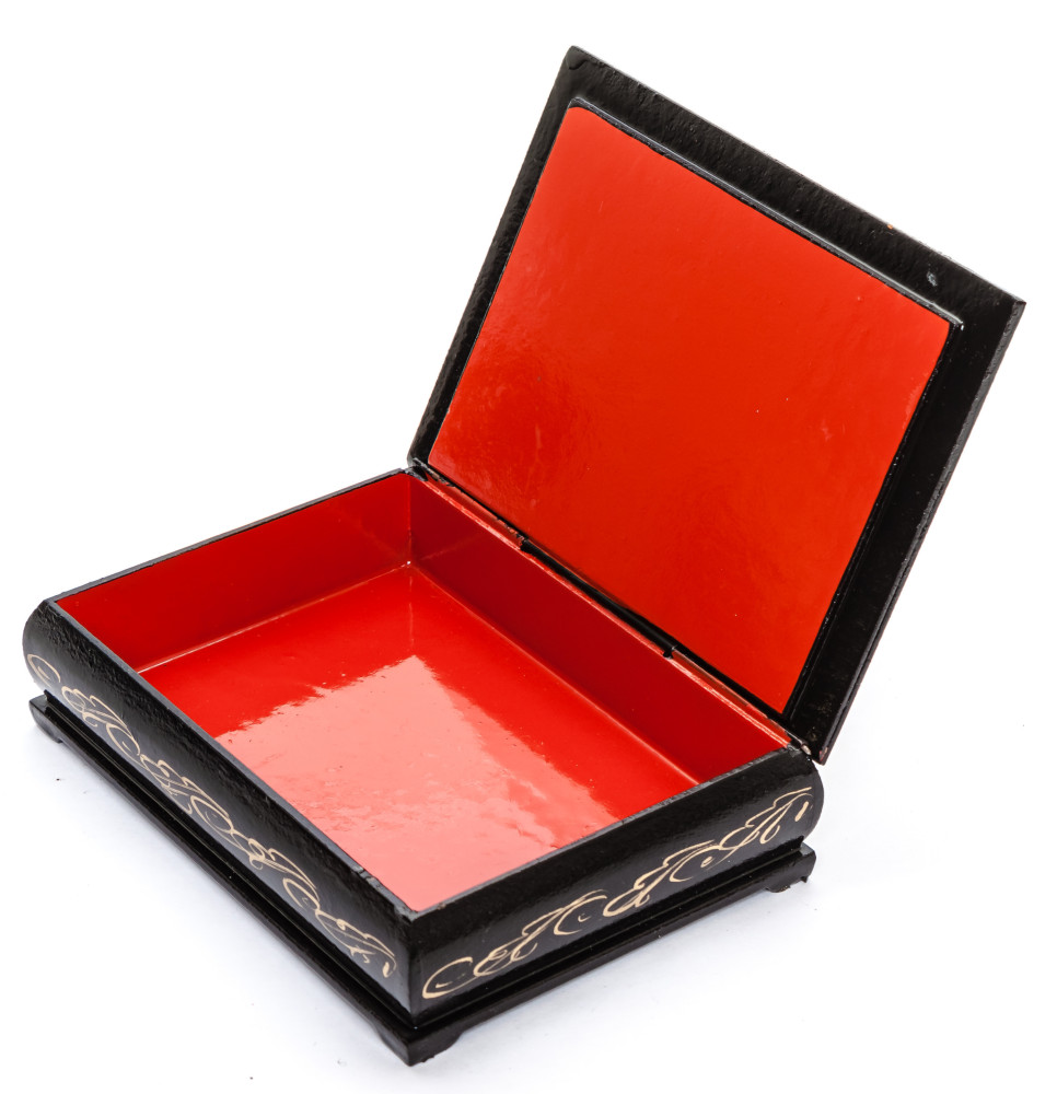 100x140 At he Fireplace Jewellery Box