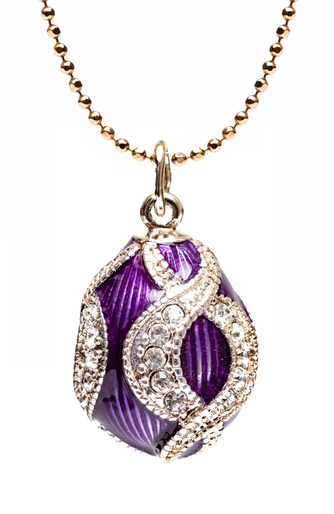 Eye Violet Egg Pendant